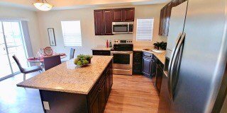 Building Photo - Sable Townhomes (27SA)