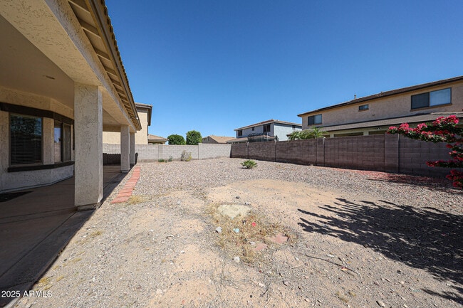Building Photo - 17435 W Saguaro Ln