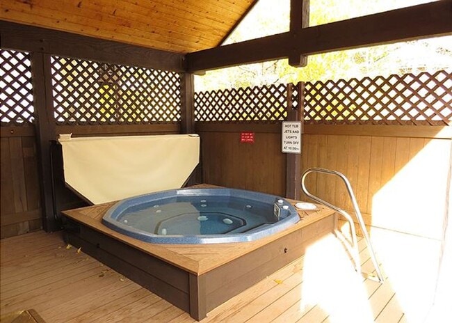 Building Photo - Winter Seasonal Rental- Tarn Landing C6