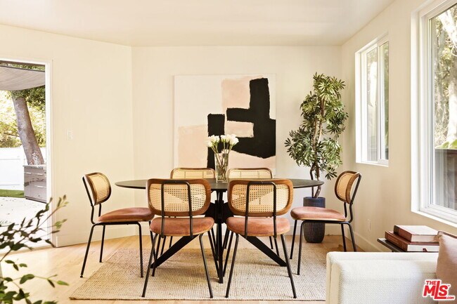 Building Photo - 2701 Jalmia Dr