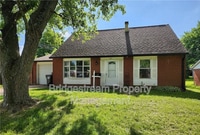 Building Photo - 407 Bramlage Ln