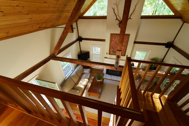 Building Photo - 45 Taconic Ave