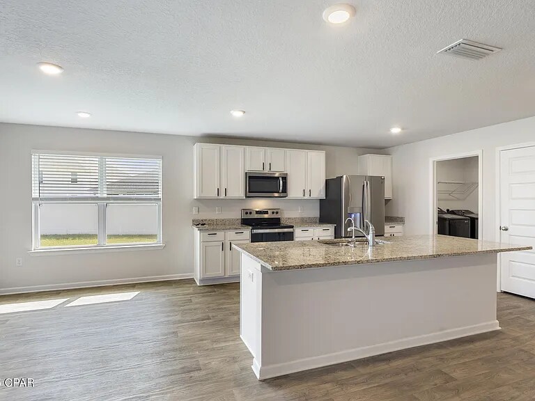 Building Photo - 188 Allie Way