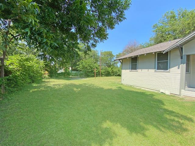 Building Photo - 817 E Mulkey St
