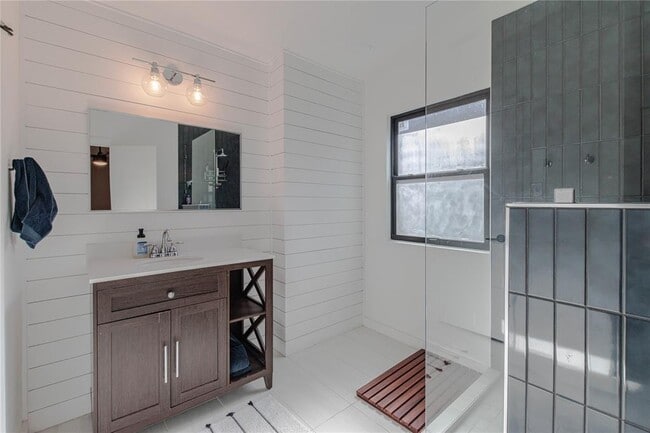 Building Photo - 1622 Cattle Trail