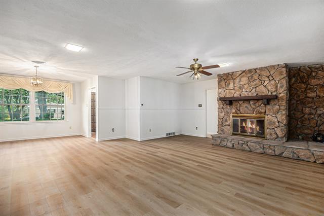 Building Photo - 5220 Wosley Dr