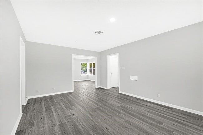 Building Photo - 5538 Berry Creek Dr