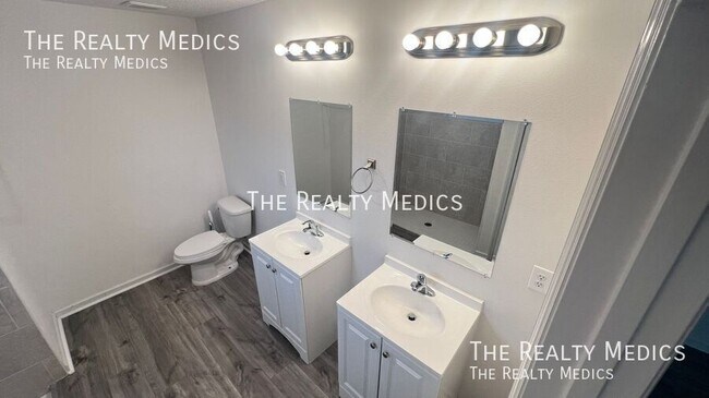 Building Photo - 2498 Cogan Dr