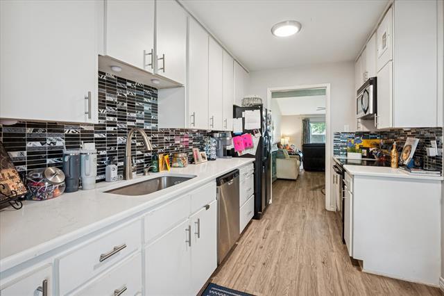 Building Photo - 13641 Flagstone Ln