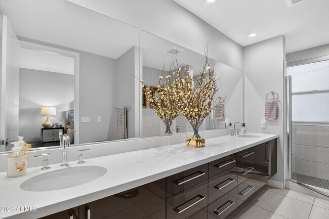 Building Photo - 16580 N 92nd St