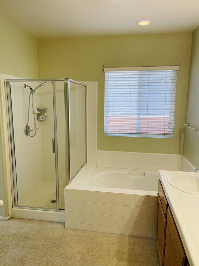 Building Photo - 30962 Crystalaire Dr
