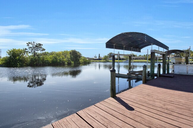 Building Photo - 4274 Gillot Blvd