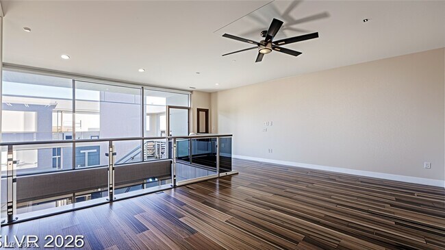 Building Photo - 8925 W Flamingo Rd
