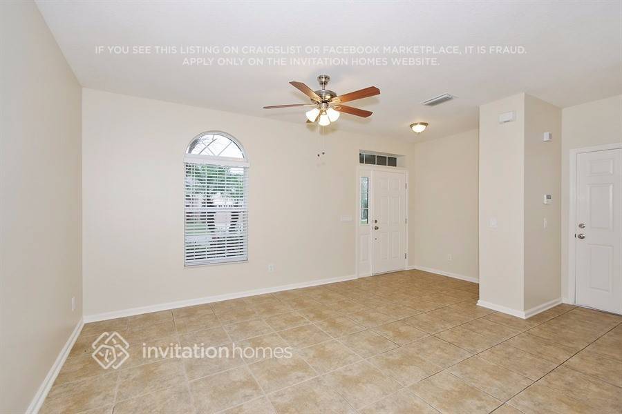 Building Photo - 10627 Cypress Trail Dr