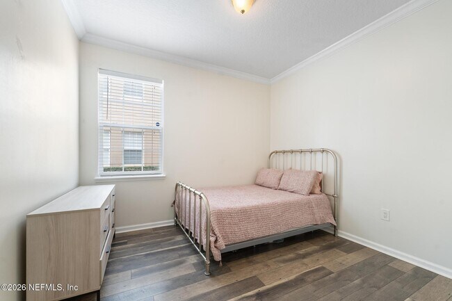 Building Photo - 12301 Kernan Forest Blvd