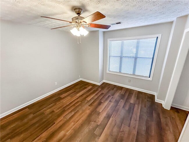 Building Photo - 3468 Cedar Valley Ct