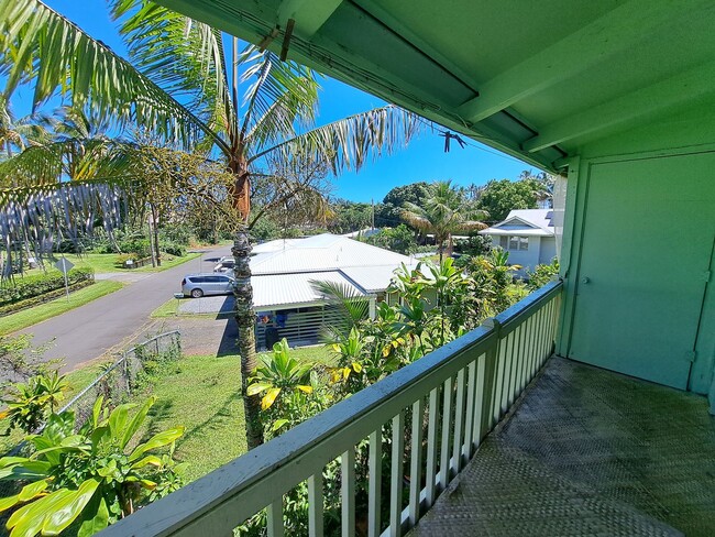 Building Photo - Large Studio w/Lanai