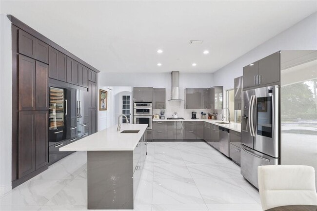 Building Photo - 10630 El Caballo Ct