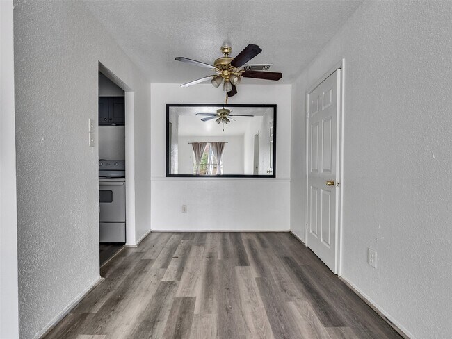 Building Photo - 12658 Ashford Meadow Dr