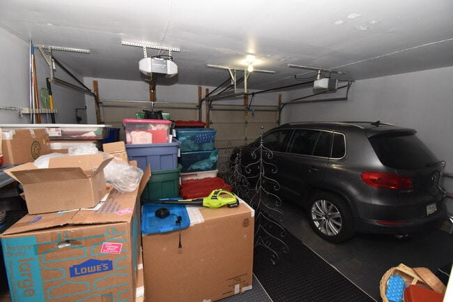 Building Photo - Quantrell Mews