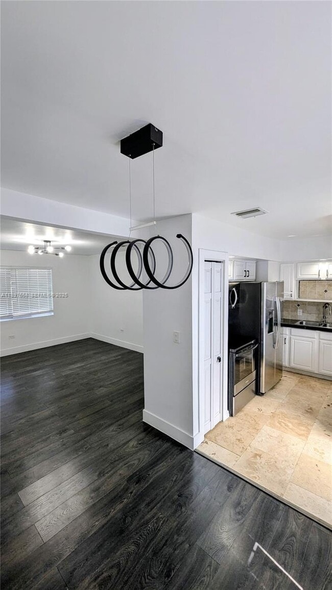 Building Photo - 340 NW 132nd St