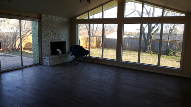 Building Photo - 306 Ridgecrest Dr