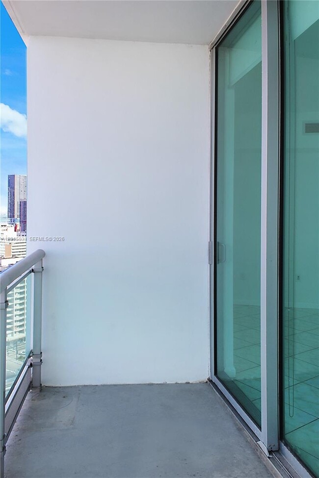 Building Photo - 350 S Miami Ave