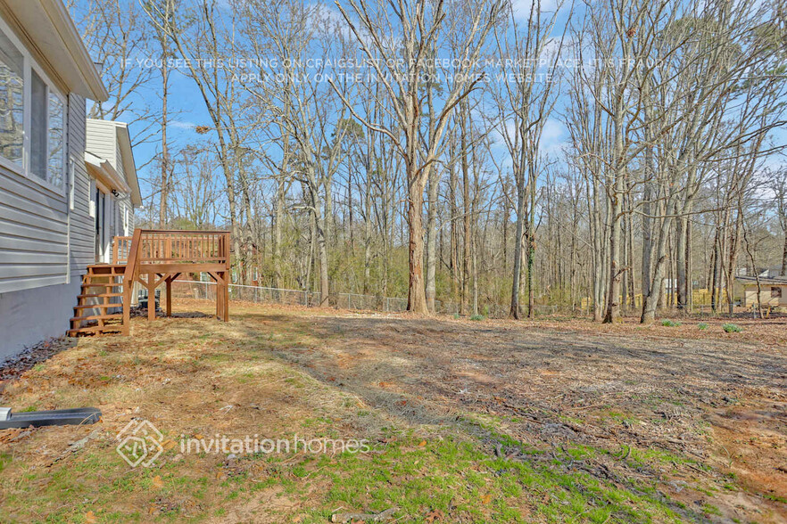 Building Photo - 5675 Mountain Park Way