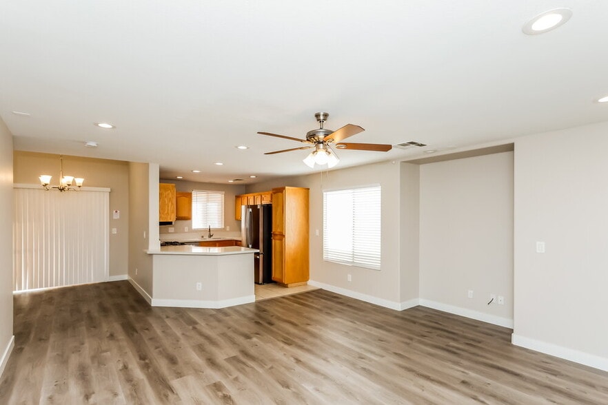 Building Photo - 7309 Bindweed Rd