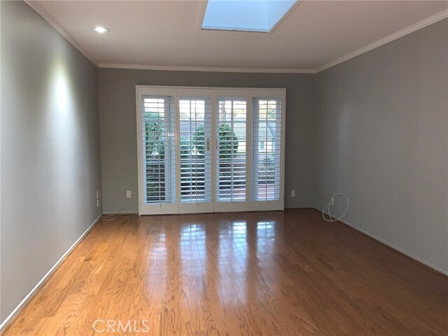 Building Photo - 5201 Thorn Tree Ln