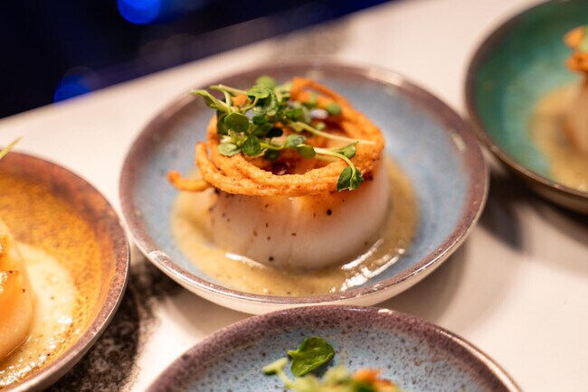 Building Photo - 7835 Lakeside Blvd