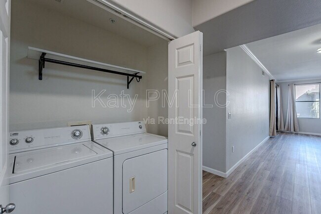 Building Photo - 19777 N 76th St