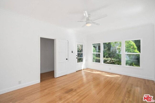 Building Photo - 4526 St Elmo Dr