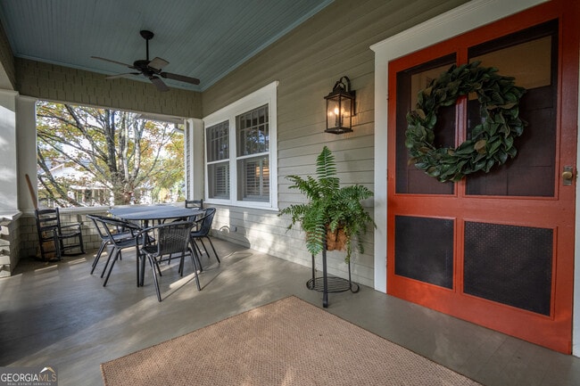 Building Photo - 290 Milledge Cir