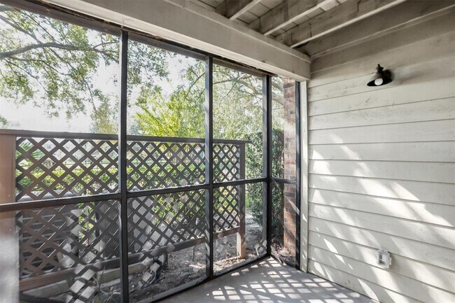 Building Photo - 2500 Winding Creek Blvd