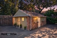 Building Photo - Chestnut Garden Patio Apartments