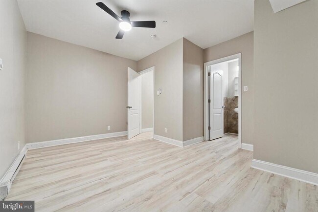 Building Photo - 605 N 34th St