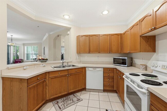 Building Photo - 8180 Boat Hook Loop