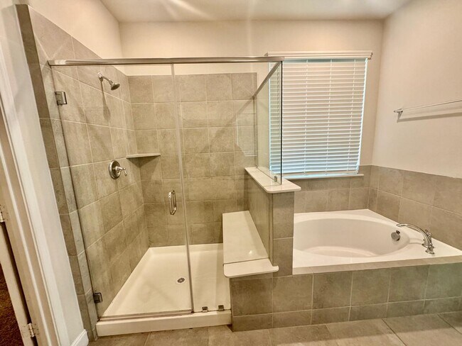 Building Photo - 4407 Pale Fox Ln