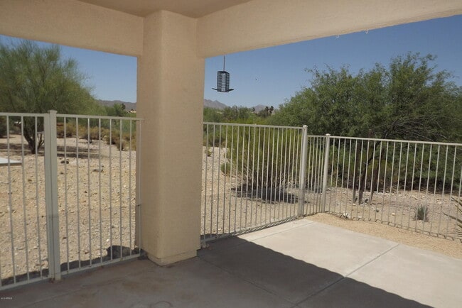 Building Photo - 13826 N Cambria Dr