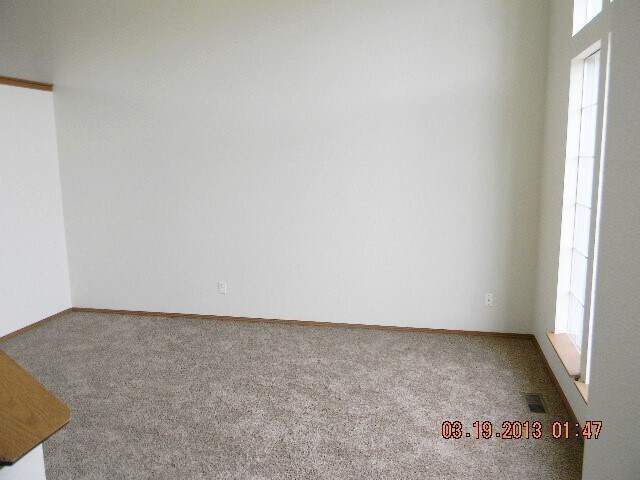 Building Photo - Home in Davis Park