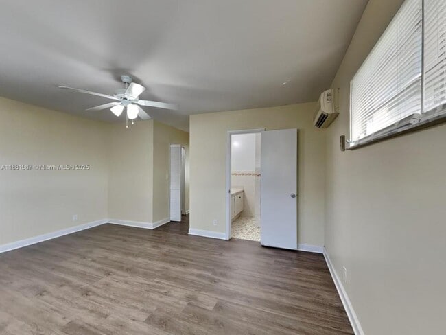 Building Photo - 3211 SW 64th Terrace
