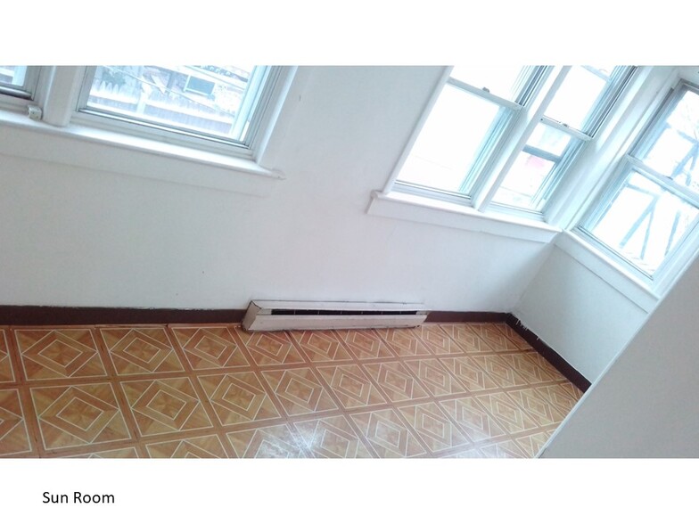 Sunroom and access to Bathroom - 419 N 2nd St