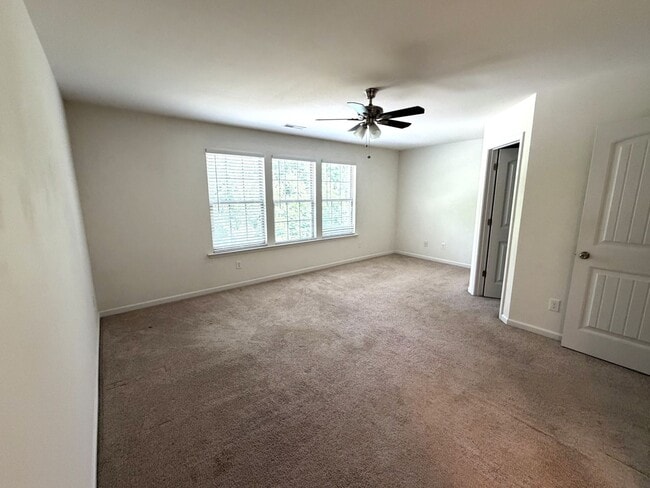 Building Photo - 3BD/2.5BA townhome w/ garage in Flowers Plantation in Clayton!