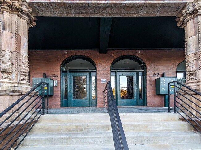 Building Photo - 4126 Parkside Ave