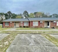 Building Photo - 3241 Willard Dr
