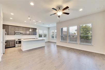 Building Photo - 9937 Comely Bnd