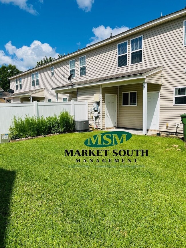 Building Photo - *MOVE IN READY NOW* HARMONY TOWNS- POOLER- AVAILABLE NOW!