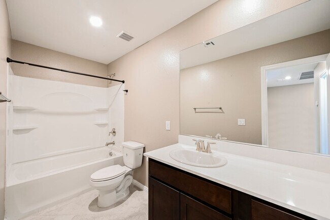 Building Photo - Look No Further! Lovely 3 Bedroom And 2.5 ...