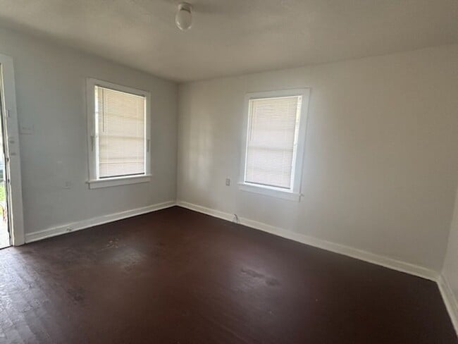 Building Photo - 1150 Wiggins St